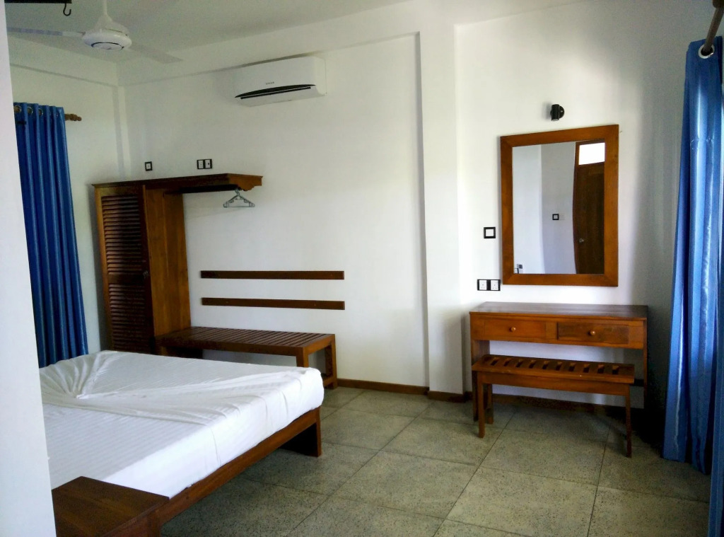 Blue Turtle Hotel