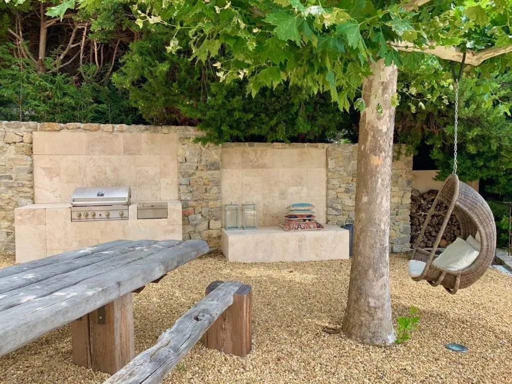 The Scandinavian Bastide, sleeps up till 12, extra guest house sleeps 4