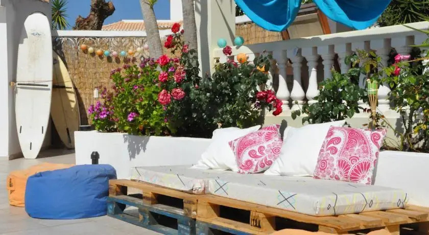Quinta do Alto - Surf & Guesthouse