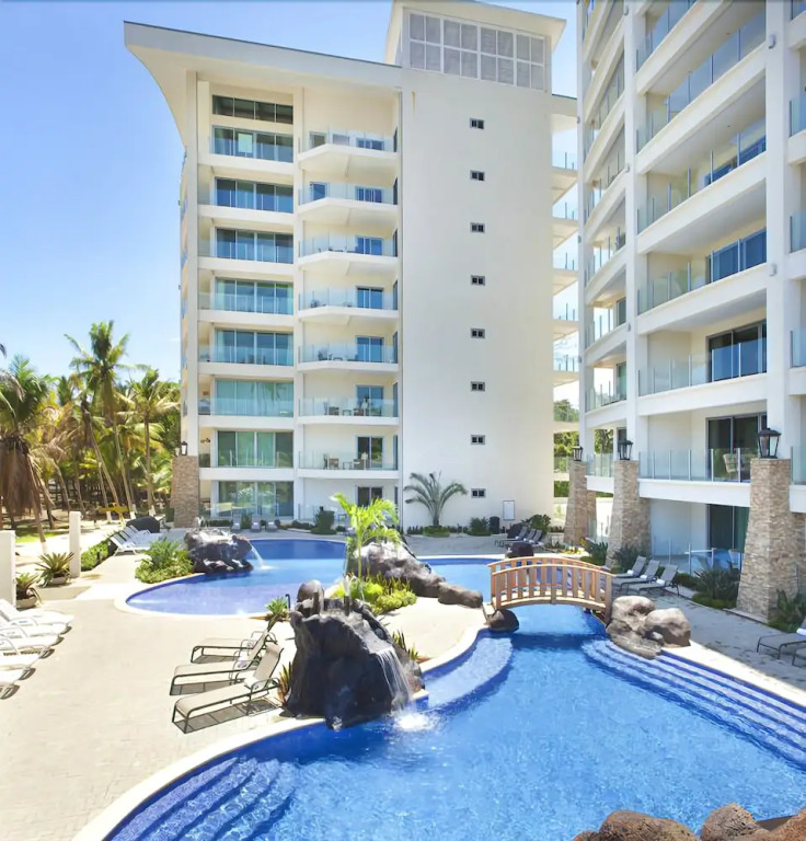 Diamante del Sol Ocean front condos, Micasas