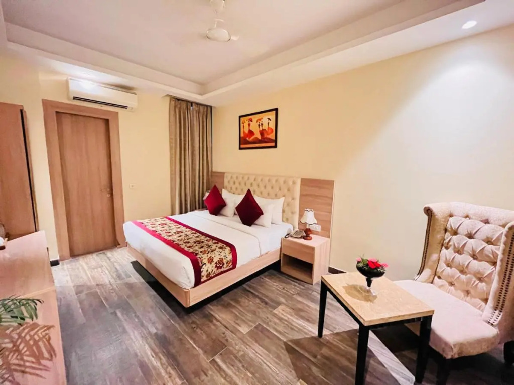 Treebo Hotel Banz