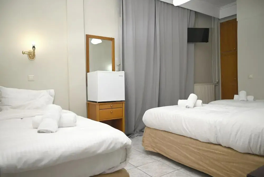 ESPERIA Drama HOTEL