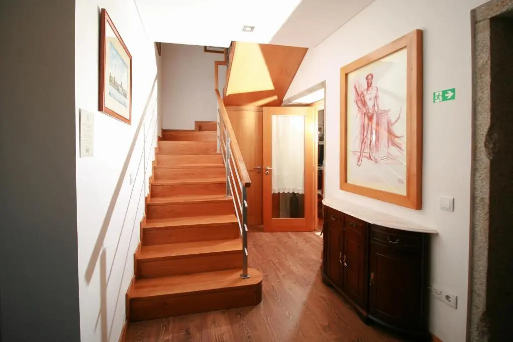 Dias House