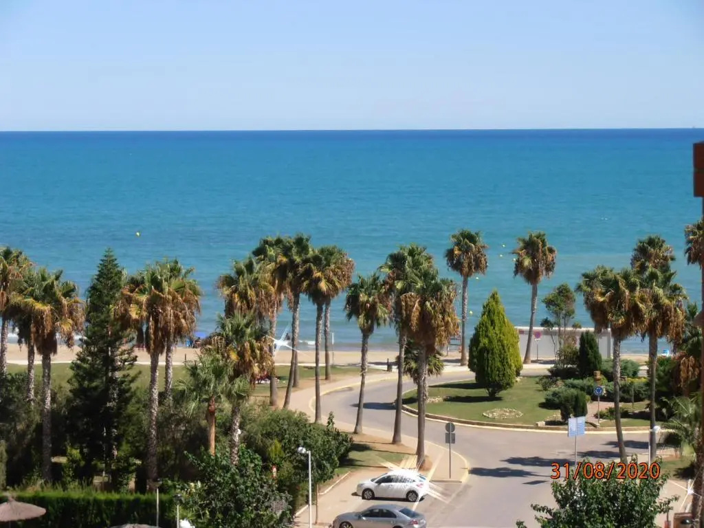 Bonito apartamento en Marina D'or [1ra línea de playa]