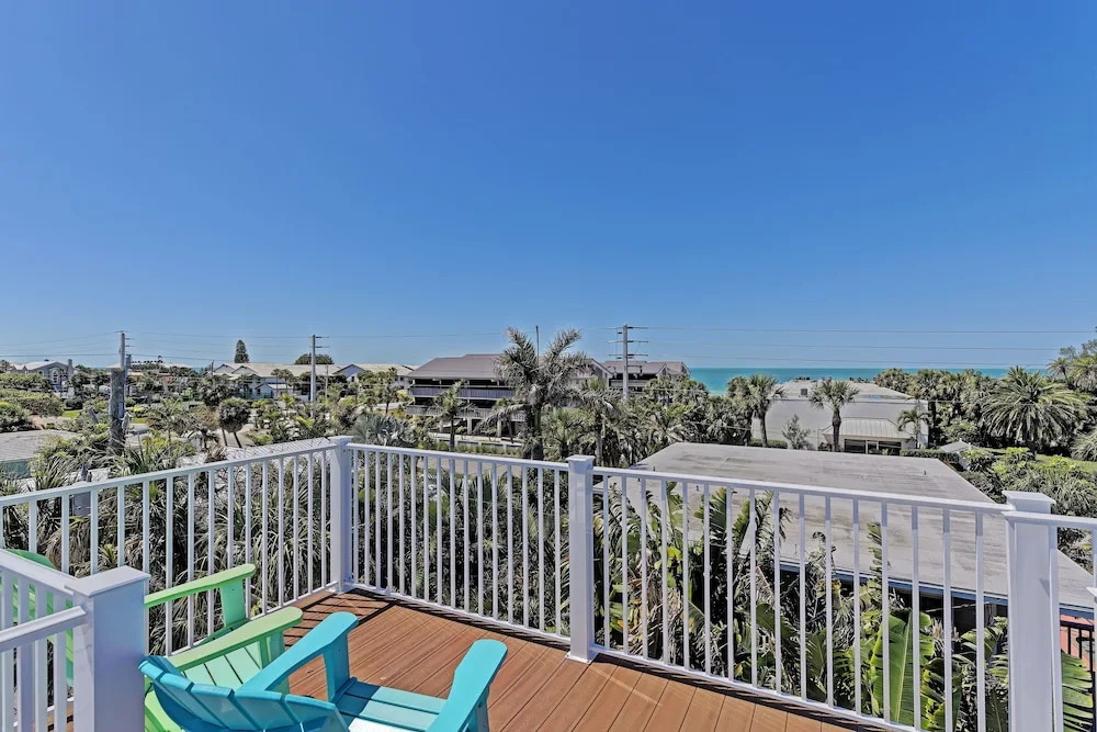 Oasis by the Beach managed by the Beach Retreats