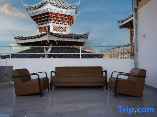Jinyunge Hotel (Zhaoxing Congjiang High-Speed Railway Station)