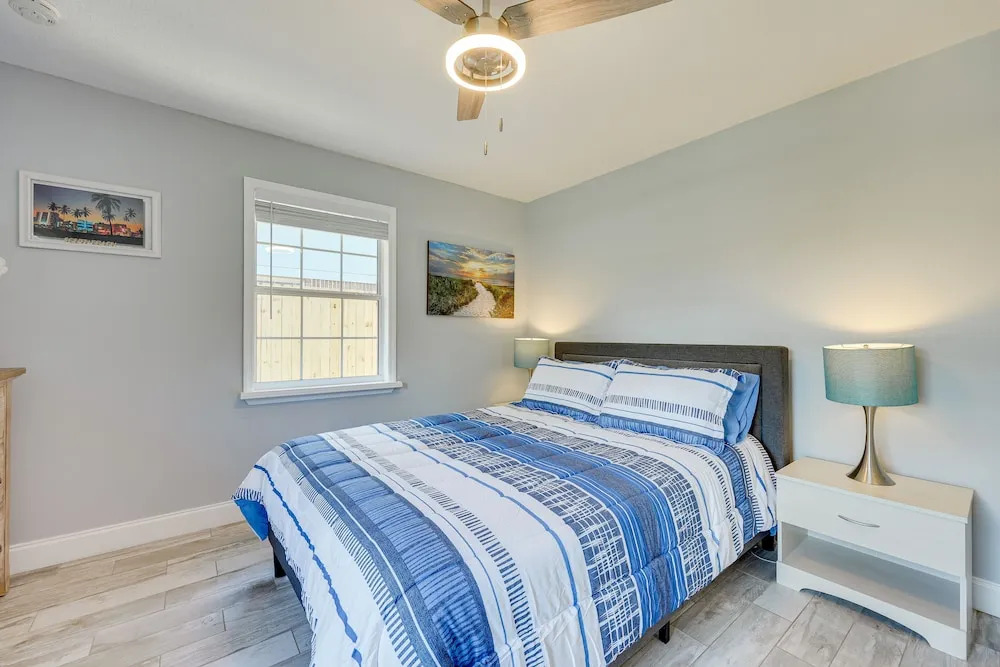Coastal Home w/ Heated Pool: Mins to Beach & Mayo!