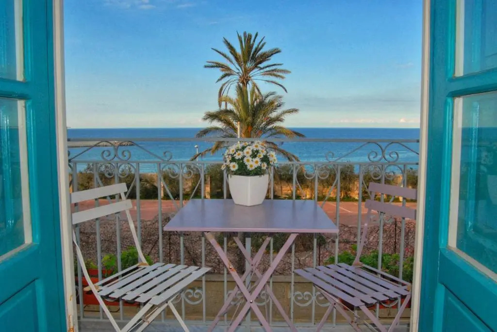 Le Luminarie - Creative Residence
