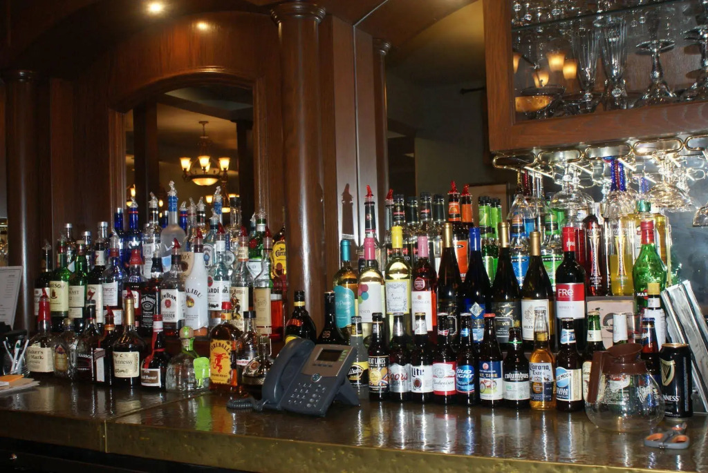 Steele Mansion Inn & Gathering Hub
