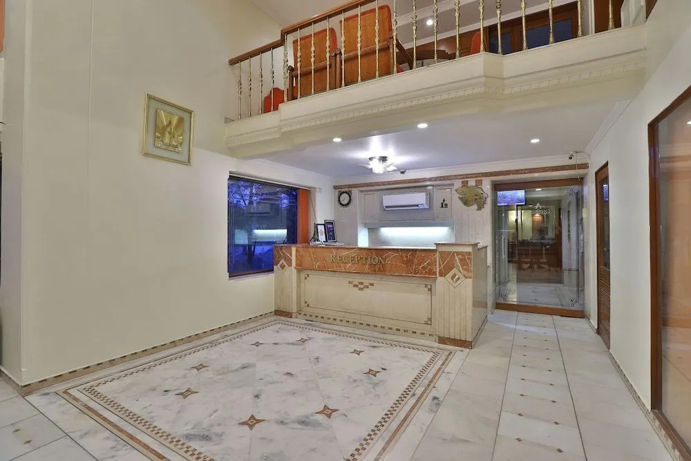 OYO 43699 Hotel Aditi