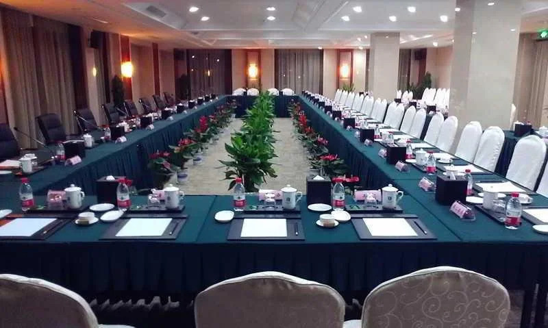Huagang Hotel