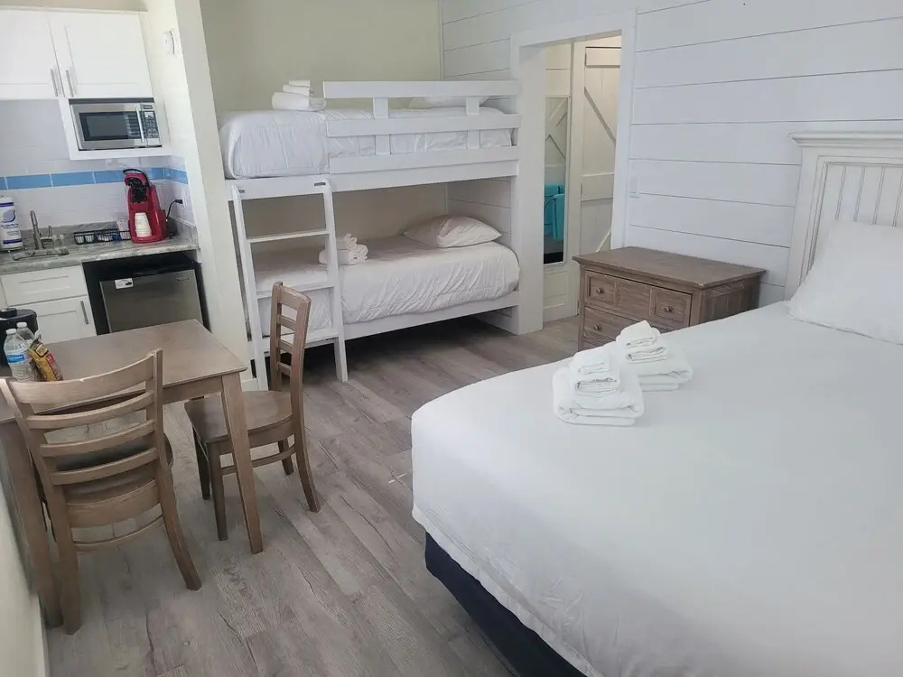 Siesta Key Beach Resort and Suites