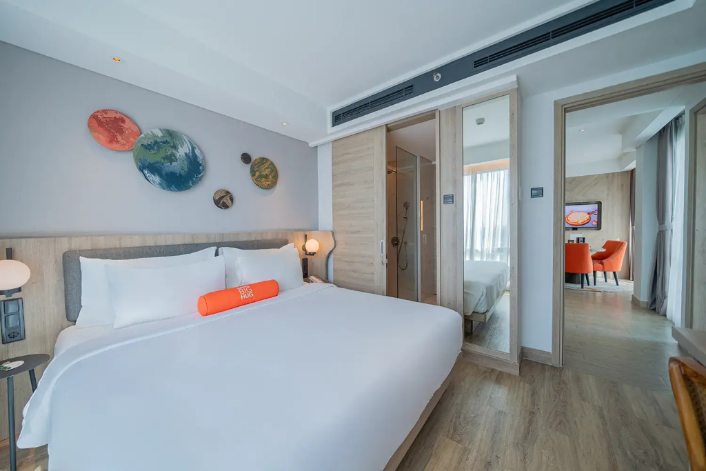 HARRIS Suites Puri Mansion Jakarta