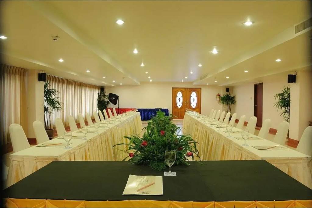 Baumanburi Hotel Patong