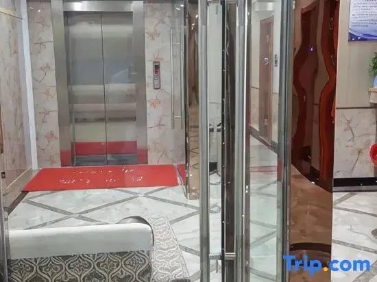Tongling Baihui Business Hotel