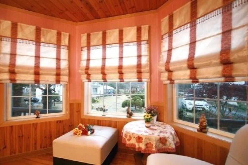 Taean Navy Blue Pension