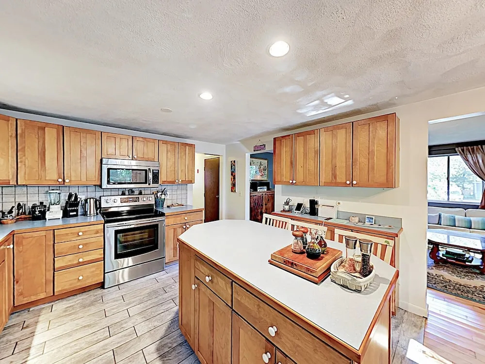 46 Paola Dr Home