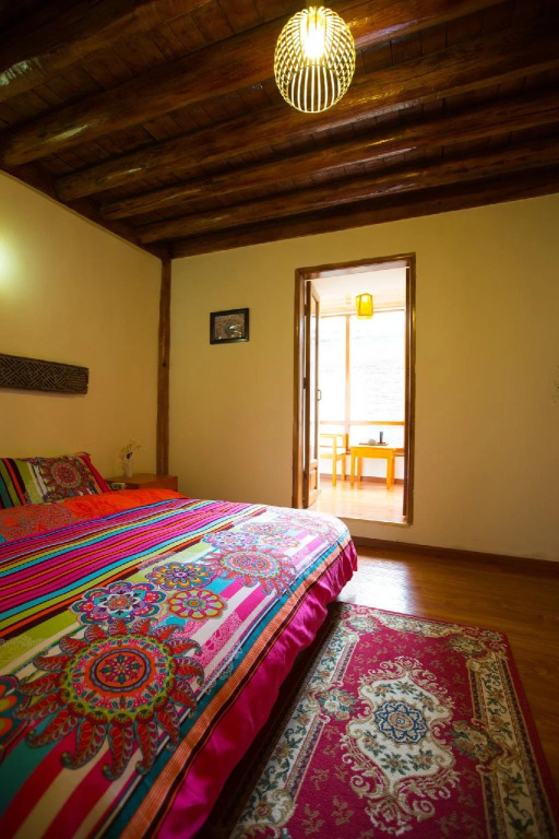 Shangri-La Namcha Bhawa Inn