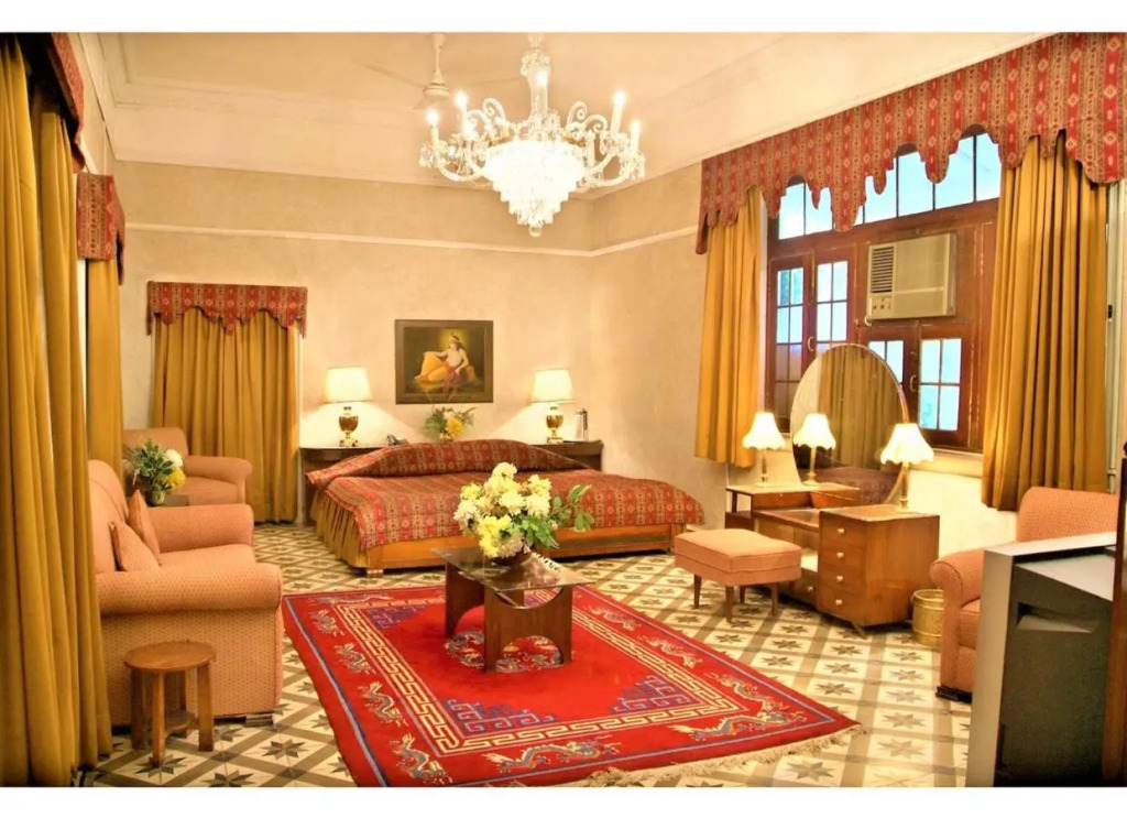 WelcomHeritage Taragarh Palace
