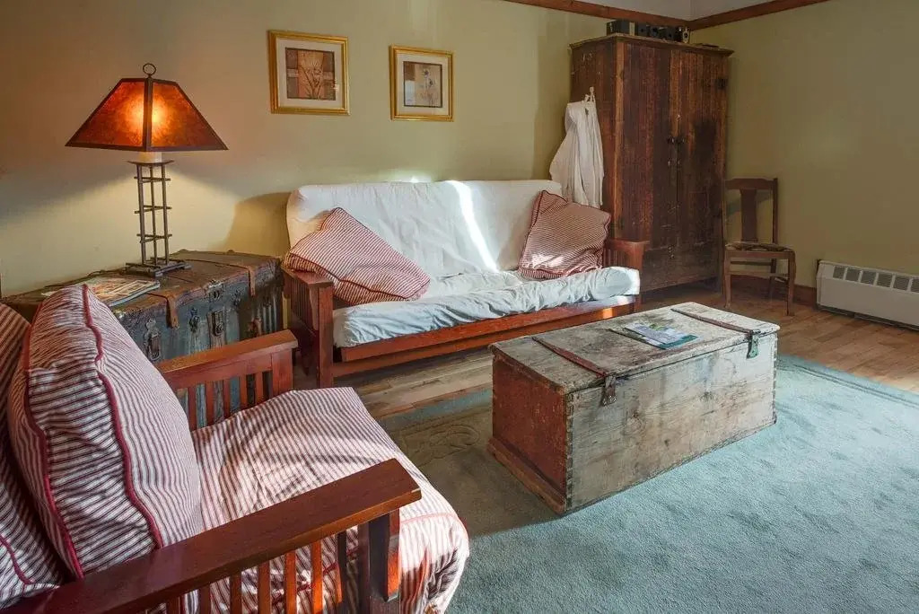 Country Encounters Accommodations