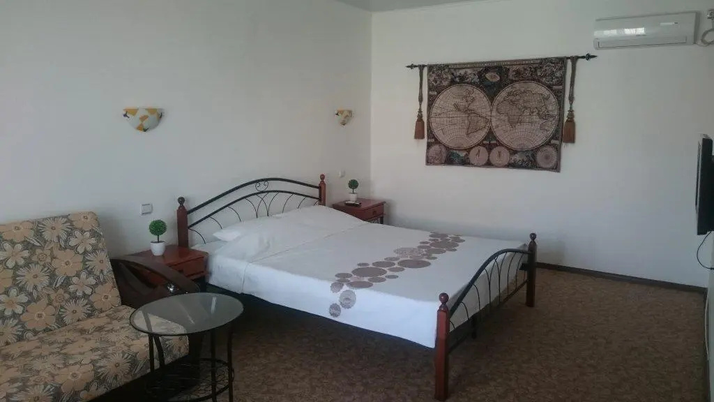 Ostrovok Mini Hotel