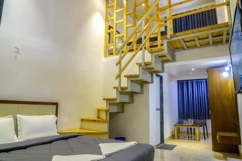 Hotel Pushkaraj