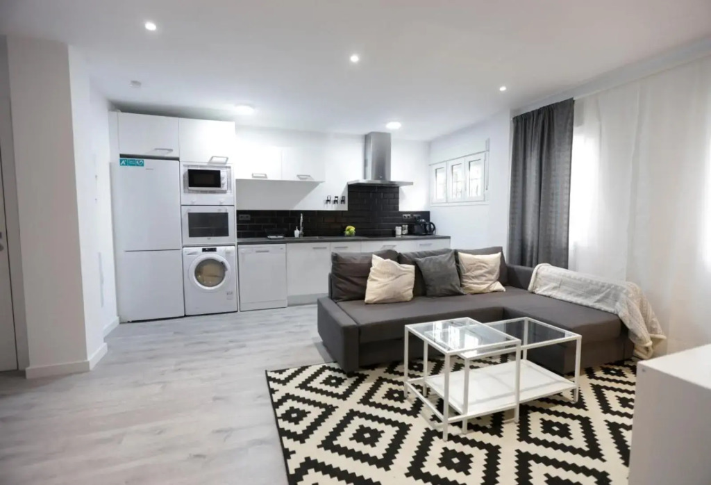Brand new charming apartment next to the river