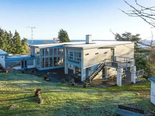 Three-Bedroom Holiday home in Allinge 3