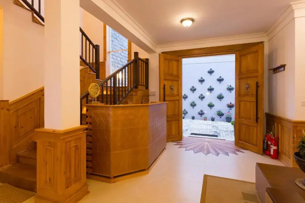 C I Residence