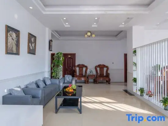Moyan Light Luxury Sea View Audio-Visual Homestay