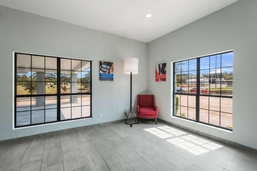 Motel 6-Kilgore, TX