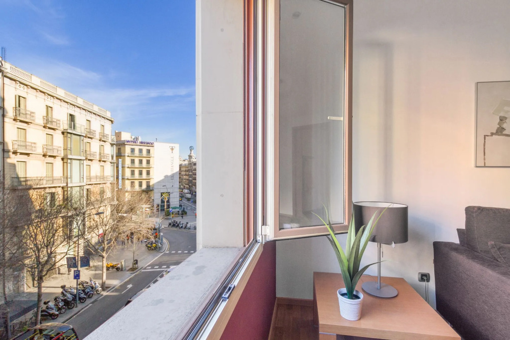 Fisa Rentals Ramblas Apartments
