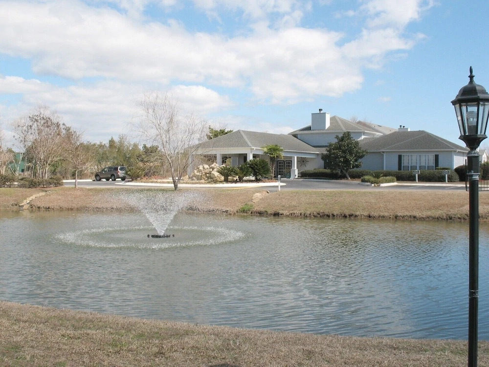 Colony Club U7 condo