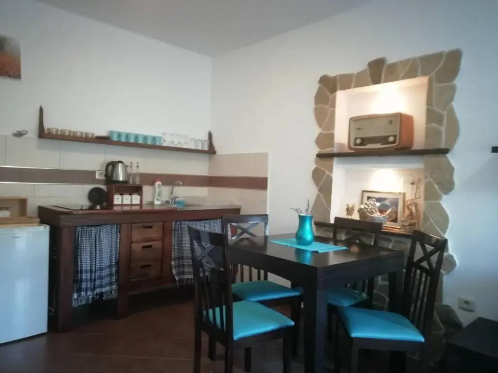 Mirta Apartments Family Farm