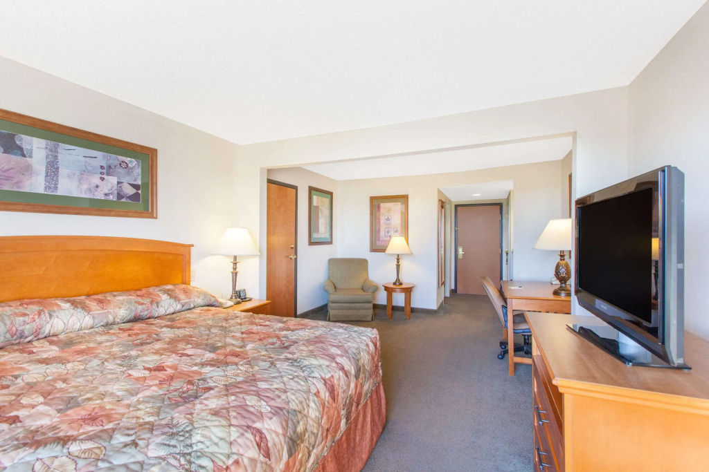 Wingate by Wyndham Bentonville