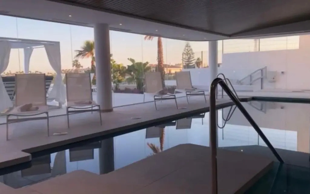 The View Luxury Vacation Apartment 2