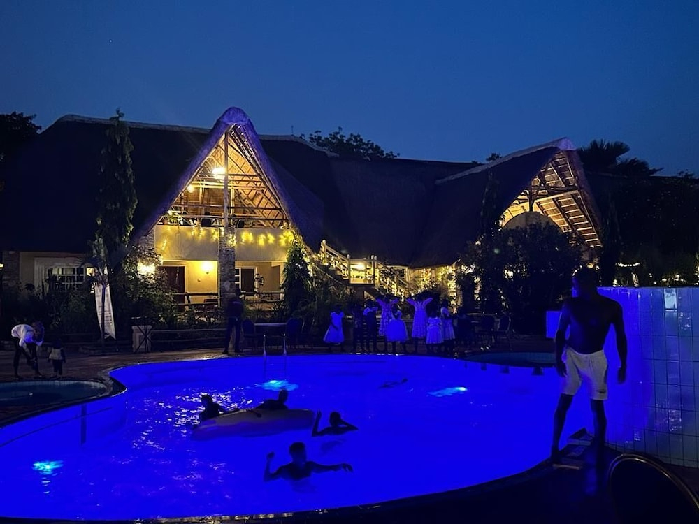 Arra Fishing Lodge