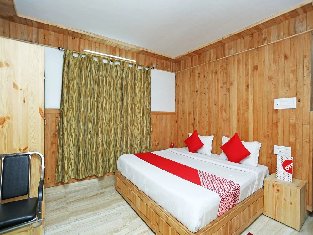 OYO 16895 Holiday Homes