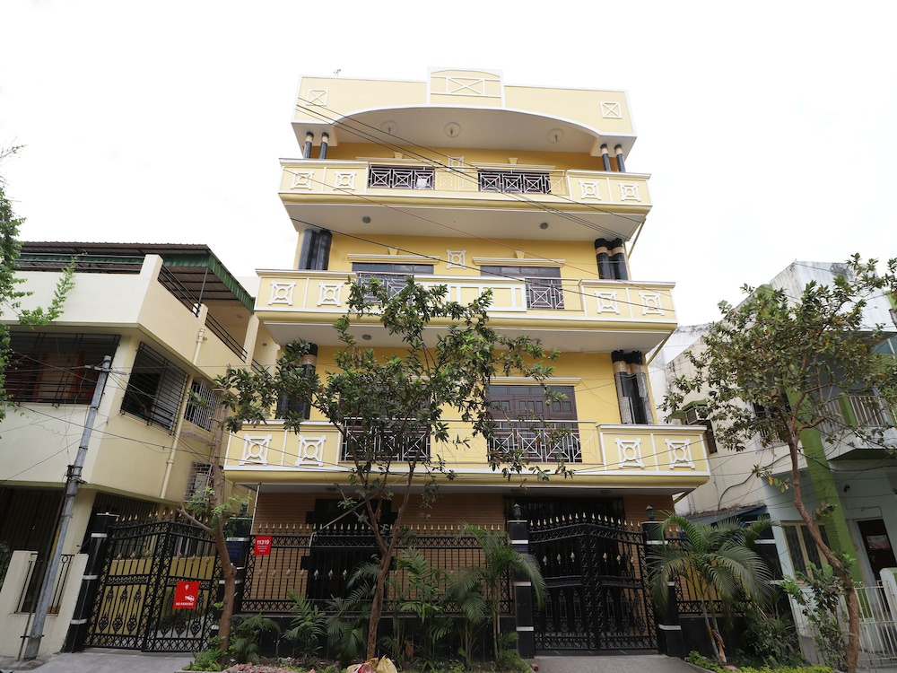 OYO 11319 Brickwood Guest House