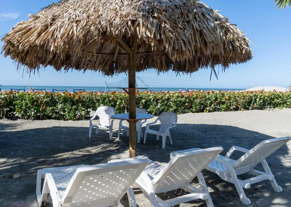 3BR Ocean View Apartment Pozos Colorado