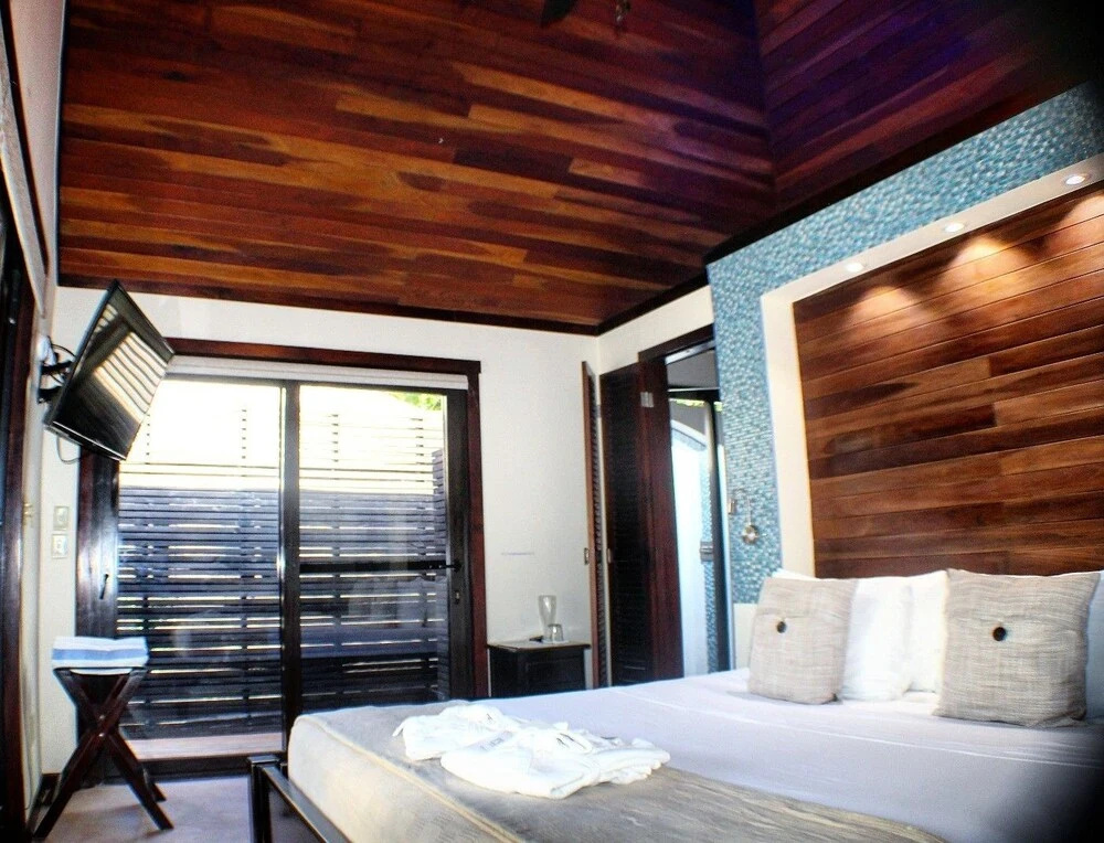 PUR Boutique Cabanas, Adults Only