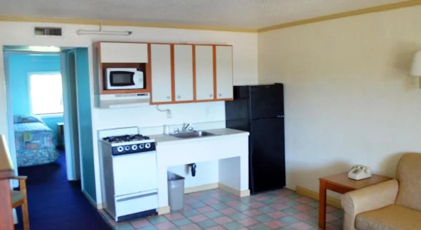Cerca Del Mar Motel