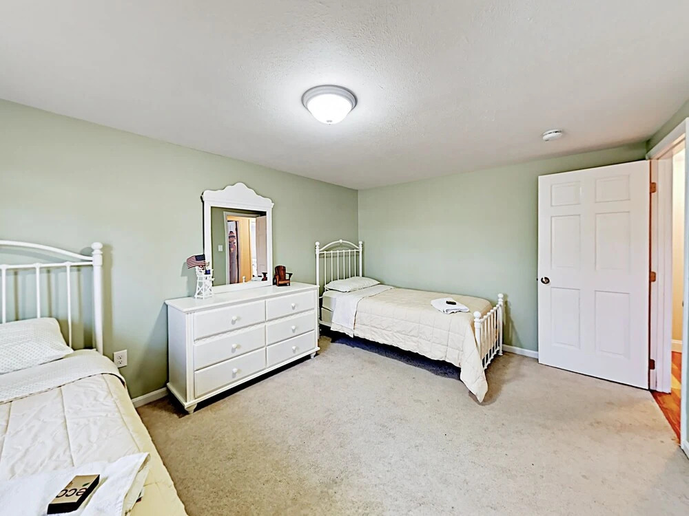 33 Sunset - 5 Br Home