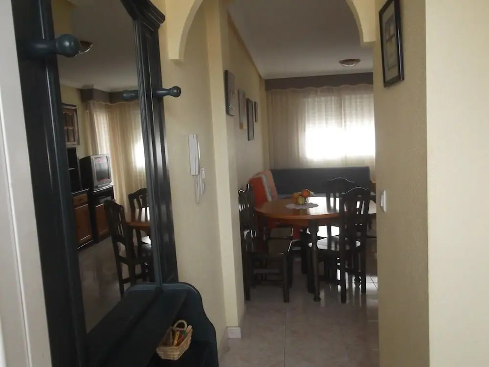 Alicante 100665 1 Bedroom Apartment by Mo Rentals