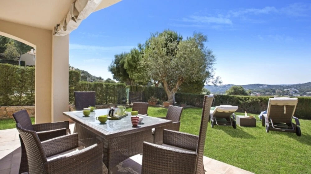 Apartment - 4 Bedrooms with Pool - 107696