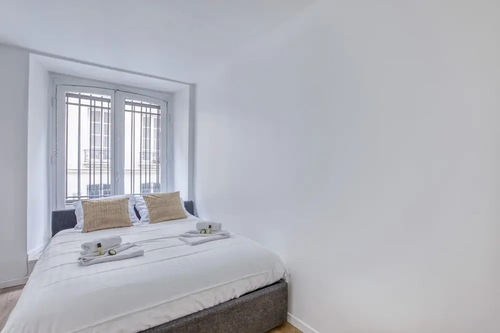 Stunning 3BR Home in the Heart of 10th Arr. Paris!