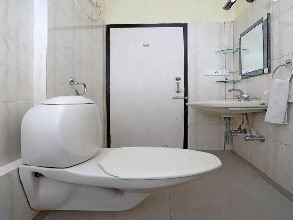 Hotel Arya International