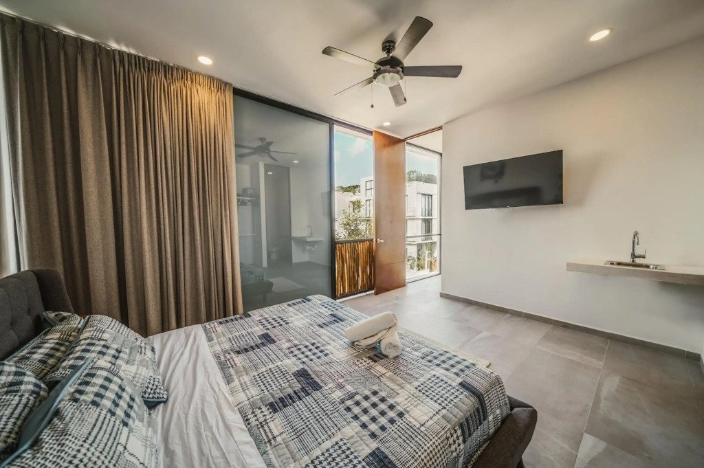 The Pearl of La Veleta, Private Rooftop Pool, 3 BDR with Privacy and Jungle Vibes - Palalma Casa