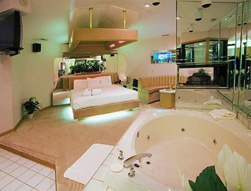 Sybaris Frankfort