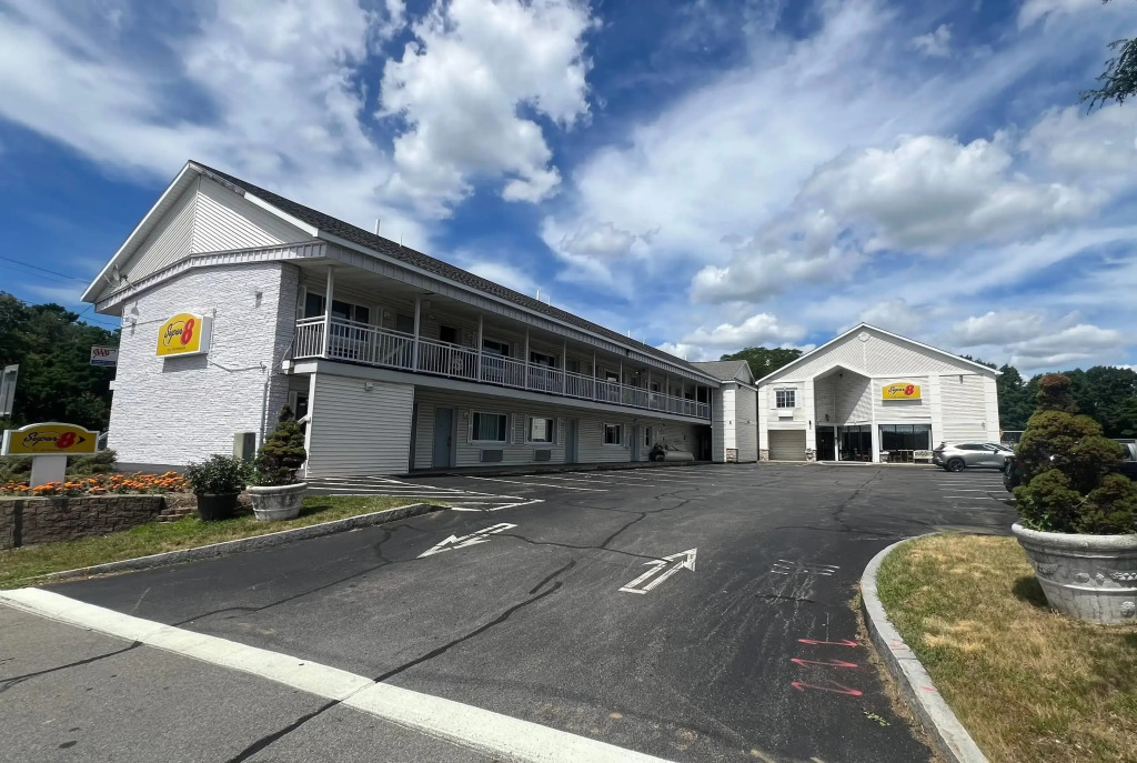 Super 8 by Wyndham Albany
